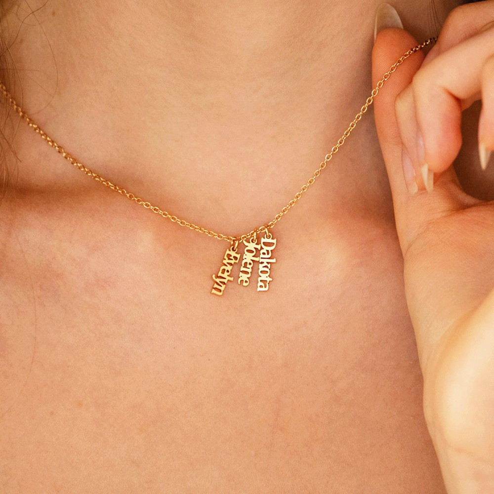 Collana con nome multiplo pers - Birth Flower Necklace recensione e prezzo